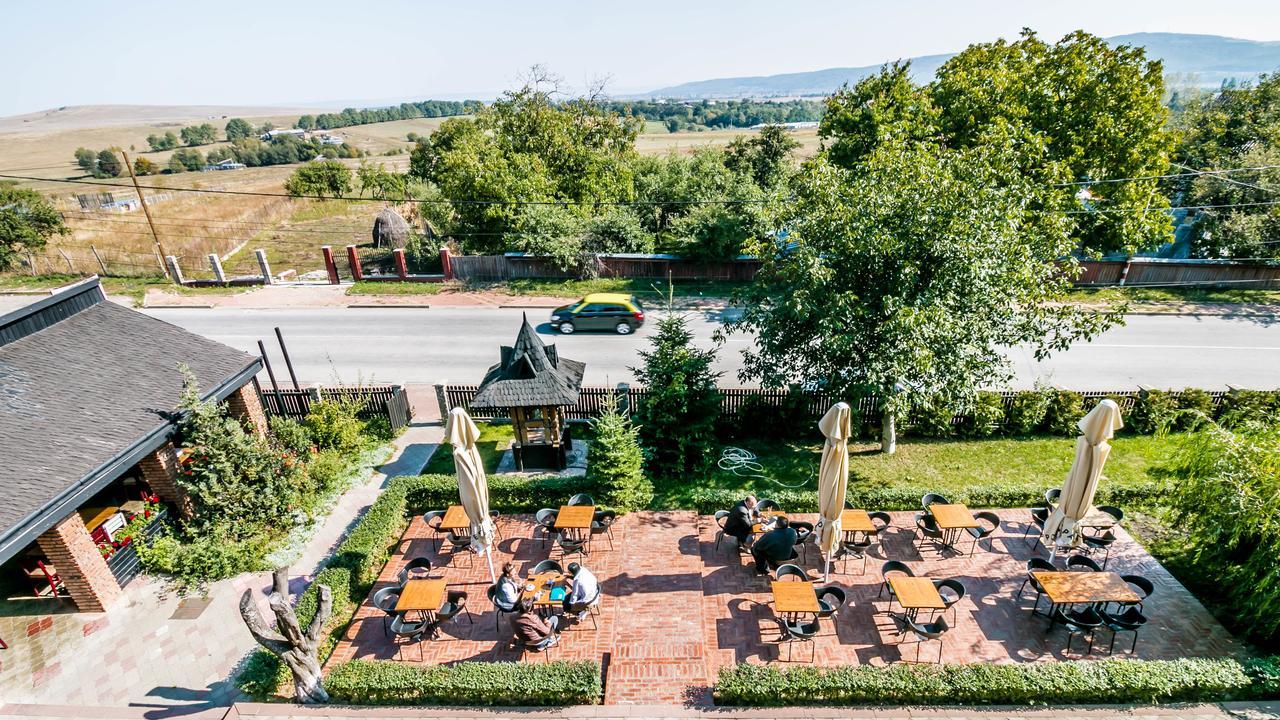 Pensiunea Belvedere Târgu Neamţ Dış mekan fotoğraf